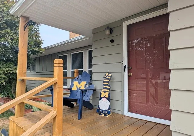 2nd image of 1556 Wilson Ave, Saginaw, MI 48638 | MLS# 50218438