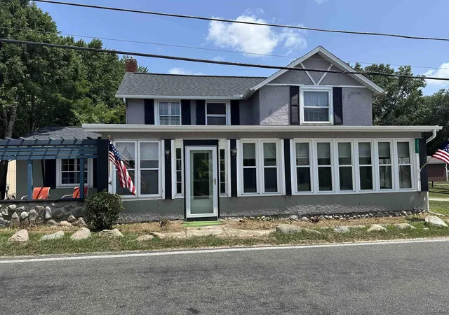 Photo 1 of Single family home for sale at 3601 3599 Round Lake Hwy, Manitou Beach, MI 49253 | MLS# 50201504 | Listing updated on 2026-08-29