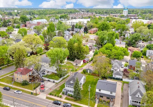 53rd image of 417 W Lincoln Ave, Royal Oak, MI 48067 | MLS# 60995243
