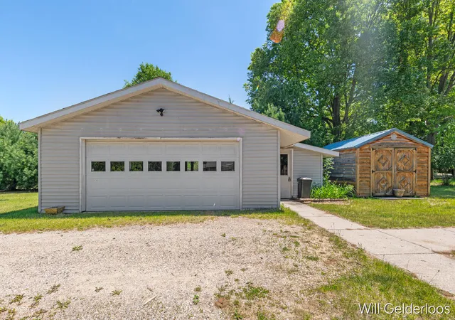 Homes for sale in Big Rapids, MI | 18519 Arthur Rd, Big Rapids, MI 49307 | MLS# 70536364