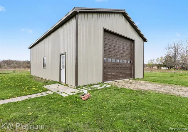 Homes for sale in Kenockee, MI | 5419 Brown Rd, Kenockee, MI 48006 | MLS# 61005880