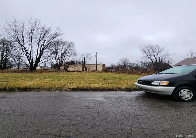 Photo 3 of Land for sale at 2193 Saint Joseph St, Detroit, MI 48207 | MLS# 60970038 | Listing updated on 2026-07-07