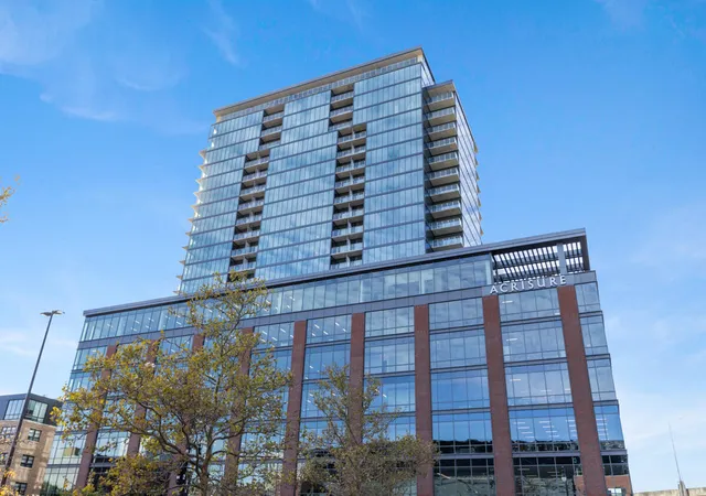 4th image of 144 Oakes St #2203, Grand Rapids, MI 49503 | MLS# 70472367