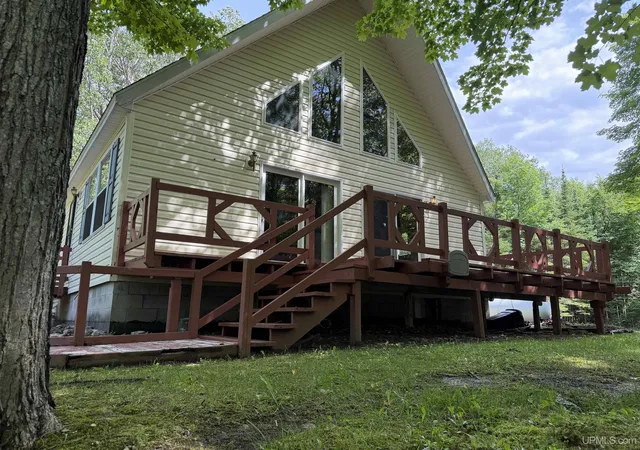 Homes for sale in Garden, MI | 13465 10 Th, Rd Rd, Garden, MI 49835 | MLS# 50213653
