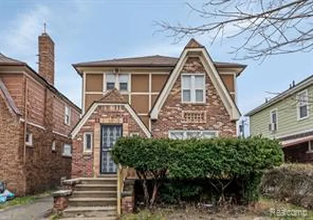 Photo 2 of Single family home for sale at 16150 Washburn St, Detroit, MI 48221 2841 | MLS# 61008376 | Listing updated on 2026-08-25