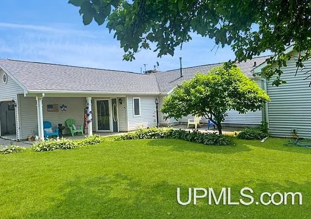Photo 1 of Single family home for sale at N7098 State Hwy M35, Stephenson, MI 49887 | MLS# 50213751 | Listing updated on 2026-08-13