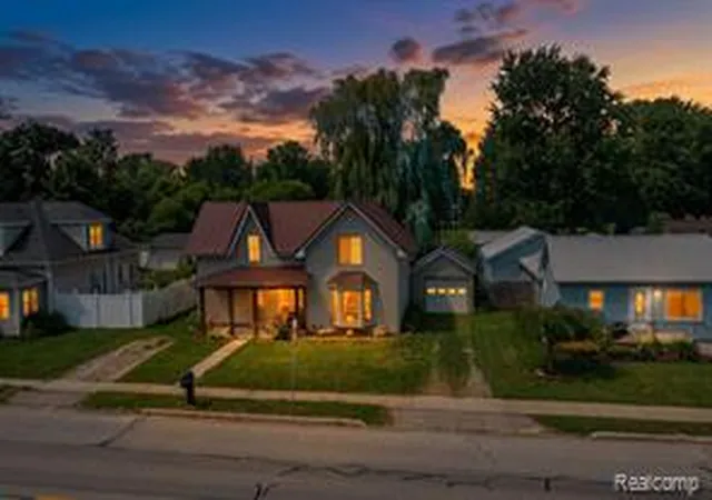 Homes for sale in Brown City, MI | 4026 Main St, Brown City, MI 48416 | MLS# 61009896