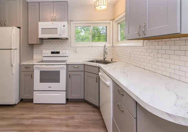 Homes for sale in Ann Arbor, MI | 413 S Revena Blvd, Ann Arbor, MI 48103 | MLS# 70529974