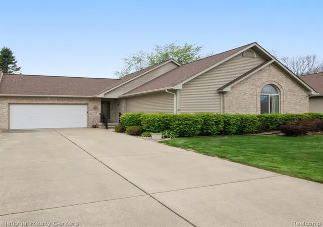 Homes for sale in Goodrich, MI | 7221 Hawthorne Cir, Goodrich, MI 48438 | MLS# 61002839