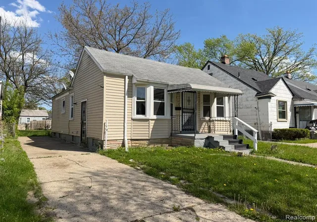 Homes for sale in Detroit, MI | 8260 Minock St, Detroit, MI 48228 | MLS# 60969950