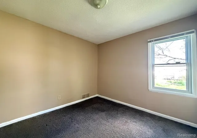 Homes for sale in Detroit, MI | 8260 Minock St, Detroit, MI 48228 | MLS# 60969950