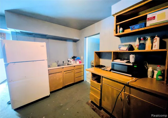 Photo 4 of Single family home for sale at 15344 Blackstone St, Detroit, MI 48223 1637 | MLS# 61024560 | Listing updated on 2026-08-26