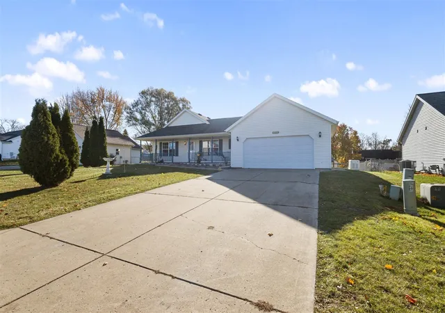 3rd image of 2649 Hickory Nut Ln, Kalamazoo, MI 49004 | MLS# 70505642