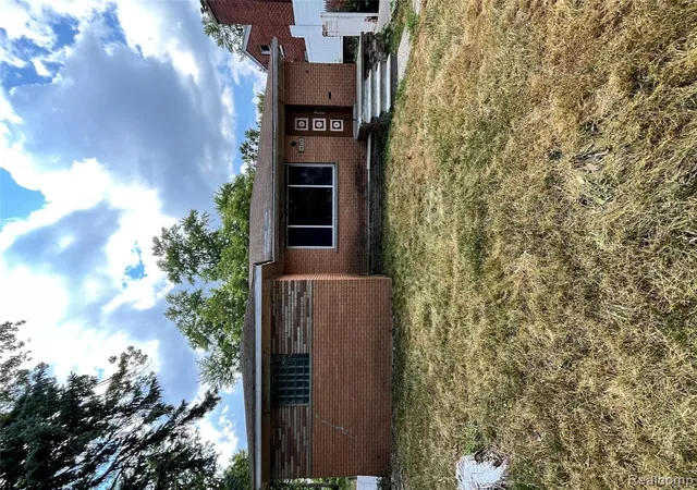 Photo 1 of Single family home for sale at 4619 Farmbrook St, Detroit, MI 48224 | MLS# 61016429 | Listing updated on 2026-09-14