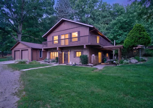 Photo 1 of Single family home for sale at 1611 S Williamston Rd, Dansville, MI 48819 | MLS# 70545461 | Listing updated on 2026-08-19