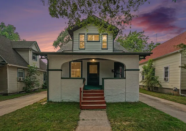 Photo 3 of Single family home for sale at 802 Wilson St, Bay City, MI 48708 | MLS# 50215456 | Listing updated on 2026-10-09