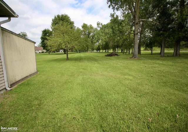 3rd image of 21181 24 Mile Rd, Macomb, MI 48042 | MLS# 50219640