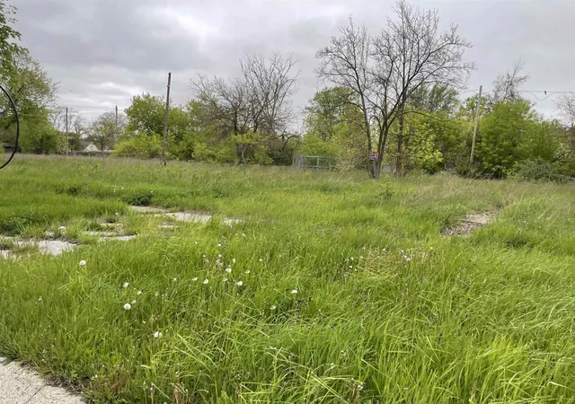 Photo 1 of Land for sale at 2113 Annsley St, Saginaw, MI 48601 | MLS# 50198685 | Listing updated on 2026-09-14