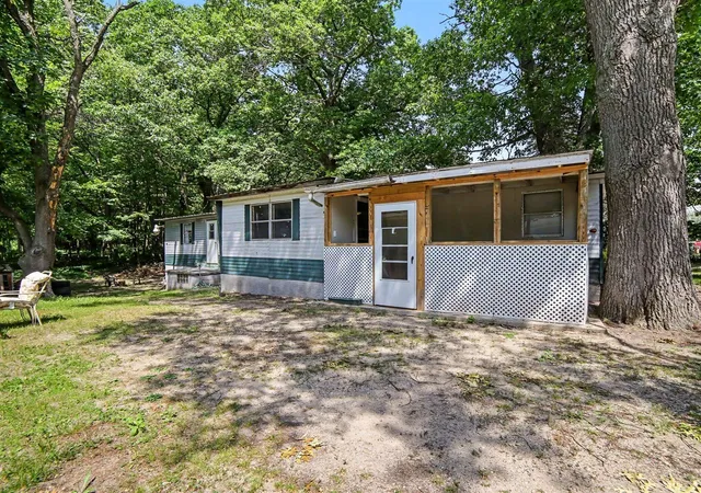 Photo 4 of Single family home for sale at 5648 W Johnson Rd, Ludington, MI 49431 | MLS# 70542858 | Listing updated on 2026-08-05