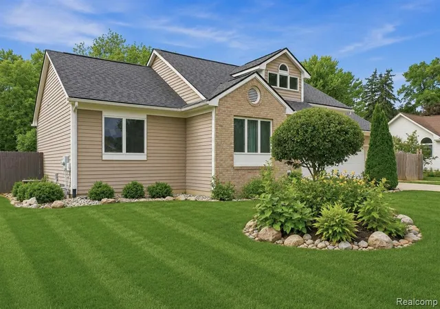 2nd image of 8022 Rose Ln, Goodrich, MI 48438 9206 | MLS# 61024103