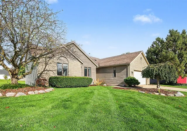 Photo 1 of Sale Pending at 6651 Crystal Downes Dr, Caledonia, MI 49316 | MLS# 70566663 | Listing updated on 2026-10-30