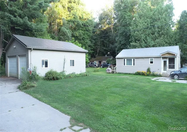 2nd image of 968 Boshaw Dr, Attica, MI 48412 | MLS# 61022760