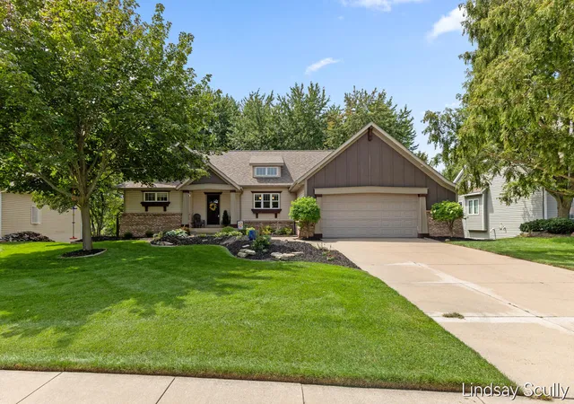 1st image of 7889 Meadowood Dr, Hudsonville, MI 49426 | MLS# 70553504