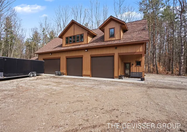 Homes for sale in Fennville, MI | 5837 Timber Bluff Trl, Fennville, MI 49408 | MLS# 70518202