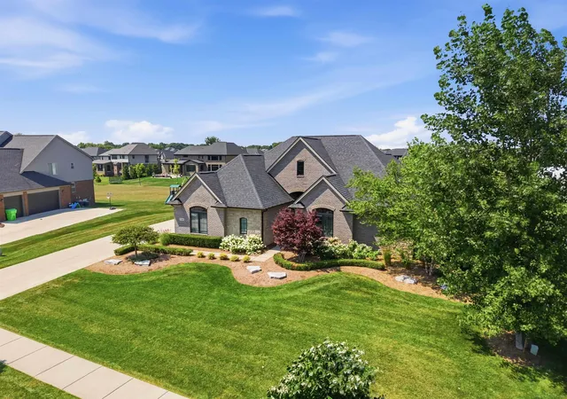 Photo 3 of Single family home for sale at 3308 Grantham Ct, Oakland, MI 48363 | MLS# 50219449 | Listing updated on 2026-08-27