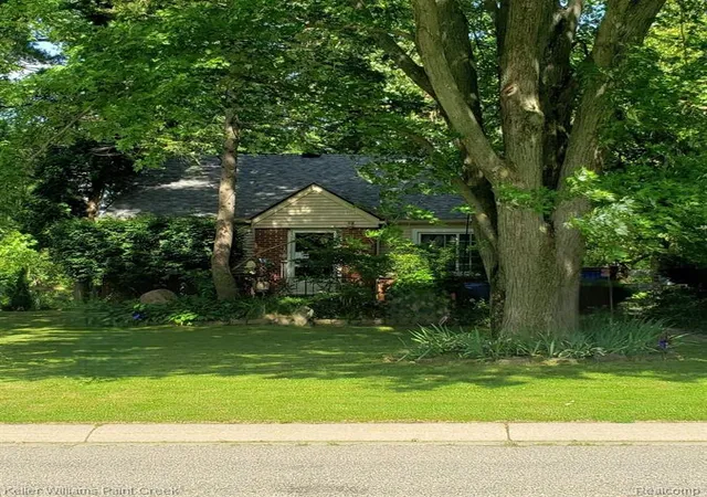 Homes for sale in Rochester Hills, MI | 3265 Willet Ave, Rochester Hills, MI 48309 | MLS# 61005449