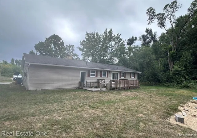 Photo 4 of Single family home for sale at 2430 Coolidge Rd, Barryton, MI 49305 9701 | MLS# 61025137 | Listing updated on 2026-09-14