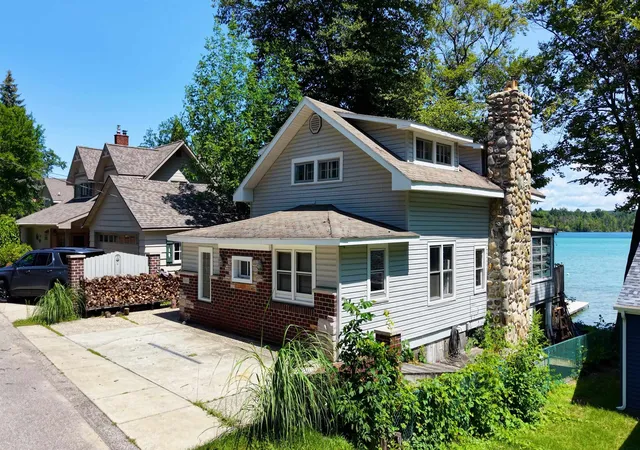 Photo 3 of Single family home for sale at 7489 Terrace Ave, Elk Rapids, MI 49629 | MLS# 80072066 | Listing updated on 2026-08-10
