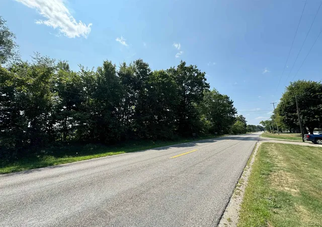 Photo 2 of Land for sale at 2000 Blk Sutton Rd, Adrian, MI 49221 | MLS# 50161202 | Listing updated on 2025-11-17