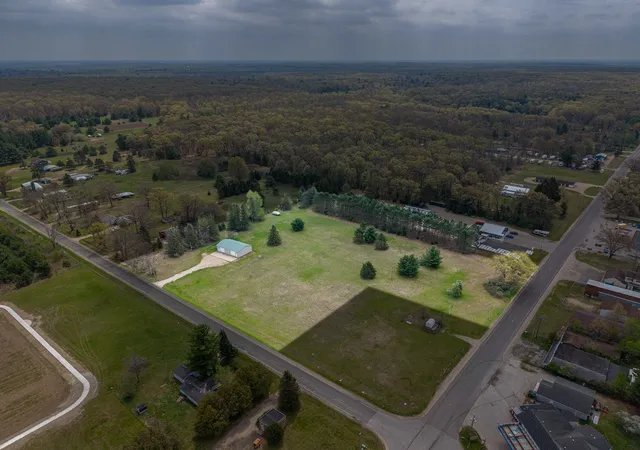 5th image of 7076 E Townline Lake Rd, Harrison, MI 48625 | MLS# 50209076