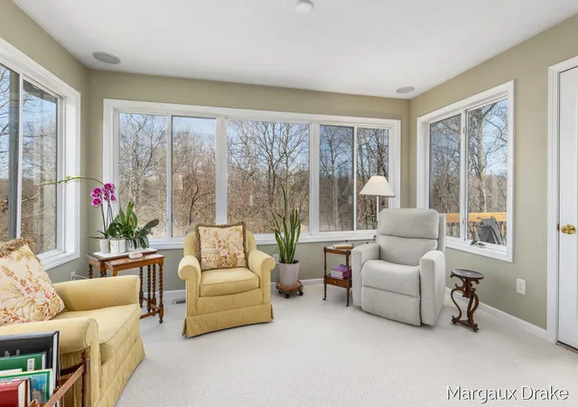 Photo 3 of Sale Pending at 1946 Dunlin Ct, Grand Rapids, MI 49505 | MLS# 70525808 | Listing updated on 2026-04-23