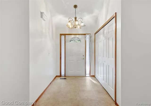 2nd image of 48582 Penrose Ln, Macomb, MI 48044 | MLS# 61022813