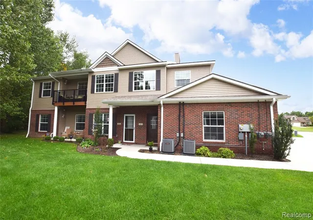 1st image of 899 Watercress Ln, Fenton, MI 48430 4175 | MLS# 61007421