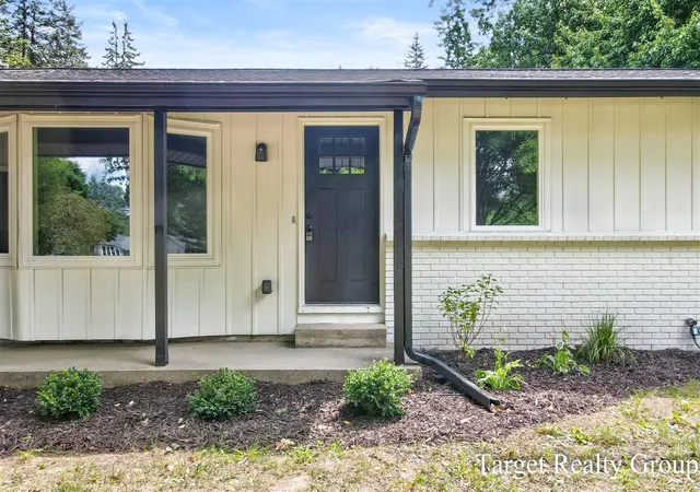 Photo 3 of Single family home for sale at 11648 Woodgate Dr, Grand Rapids, MI 49534 | MLS# 70547801 | Listing updated on 2026-09-03