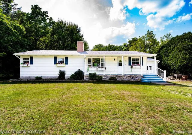 1st image of 216 Crawford Dr, Merrill, MI 48637 | MLS# 61018809