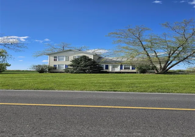 Homes for sale in Fenwick, MI | 3815 Van Vleck Rd, Fenwick, MI 48834 | MLS# 70532656