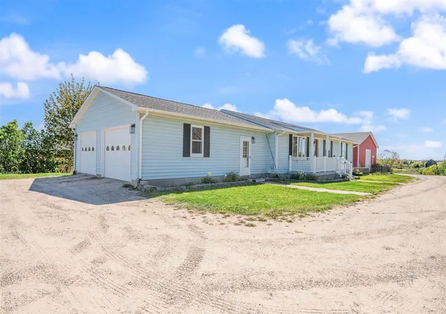 Homes for sale in Big Rapids, MI | 14335 21 Mile Rd, Big Rapids, MI 49307 | MLS# 70532528