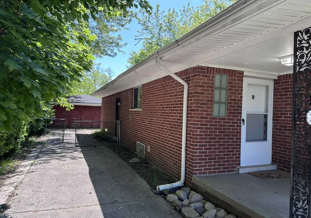 Homes for sale in Warren, MI | 21746 Wellington Ave, Warren, MI 48089 | MLS# 50209341