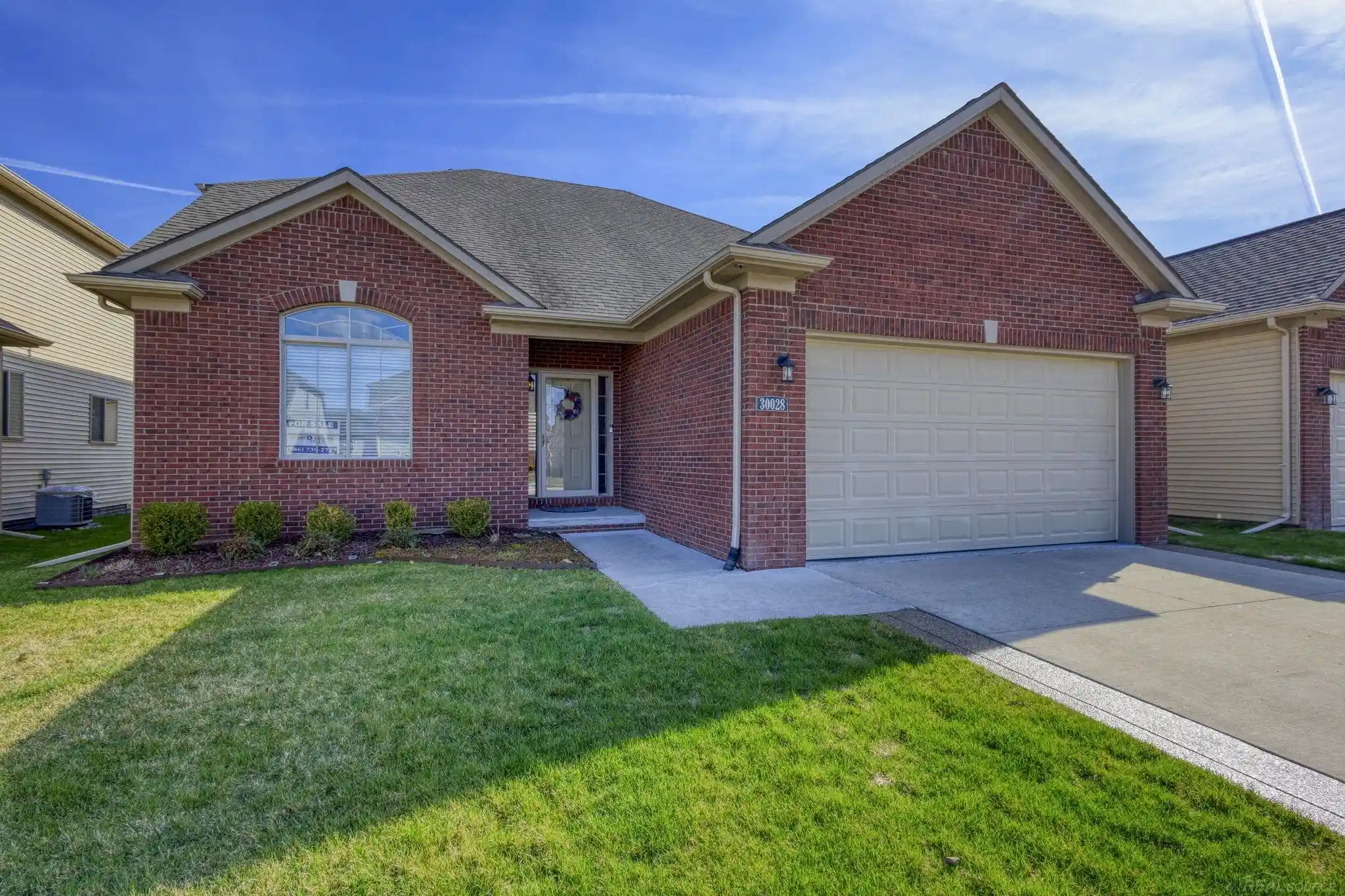 Listing Photo 2 - Condo for sale in 30028 Danvers Dr located at 30028 Danvers Dr, New Baltimore, MI 48051 - Unit #68