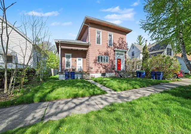 2nd image of 415 N Birney St, Bay City, MI 48708 | MLS# 50207242