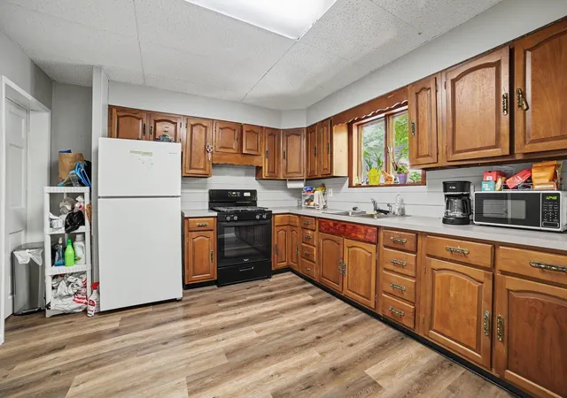 4th image of 415 N Birney St, Bay City, MI 48708 | MLS# 50207242