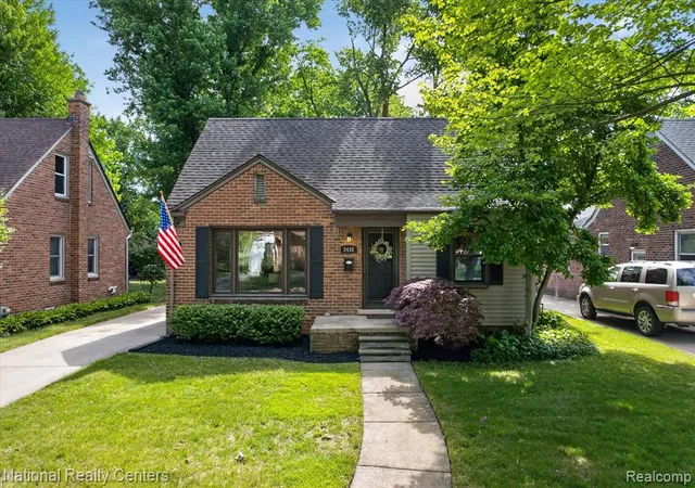 Photo 59 of Sale Pending at 2436 N Vermont Ave, Royal Oak, MI 48073 | MLS# 61018961 | Listing updated on 2026-08-16