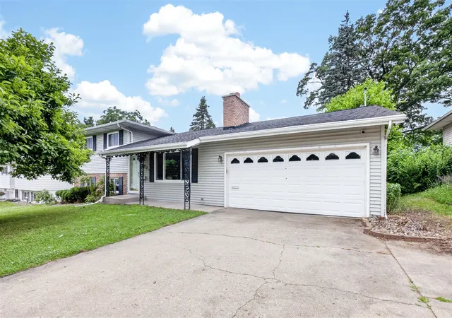 Homes for sale in Battle Creek, MI | 521 Garrison Rd, Battle Creek, MI 49017 | MLS# 70543573