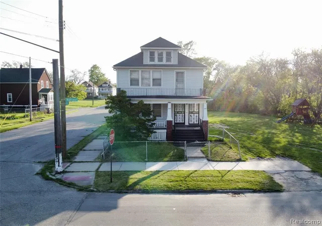 3rd image of 5303 Hurlbut St, Detroit, MI 48213 | MLS# 60997067