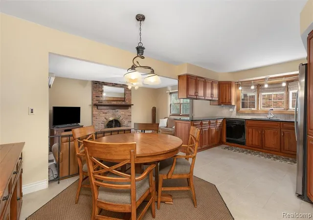 Homes for sale in Sterling Heights, MI | 34062 Inverarry Ct, Sterling Heights, MI 48312 | MLS# 61006233