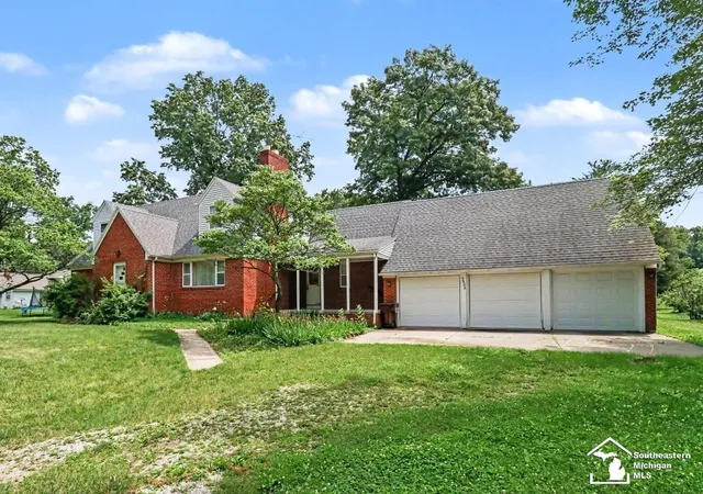 Homes for sale in Temperance, MI | 9506 Secor Rd, Temperance, MI 48182 | MLS# 50214297